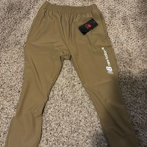 Never worn new balance fleece pants